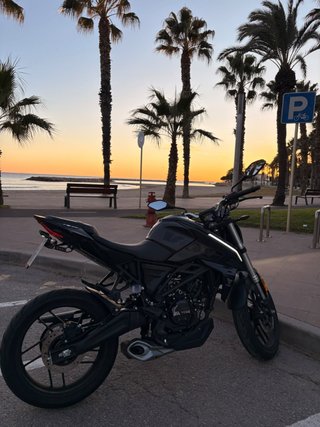 Moto Voge 125R Negra