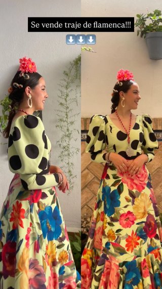 Traje de flamenca verde y multicolor