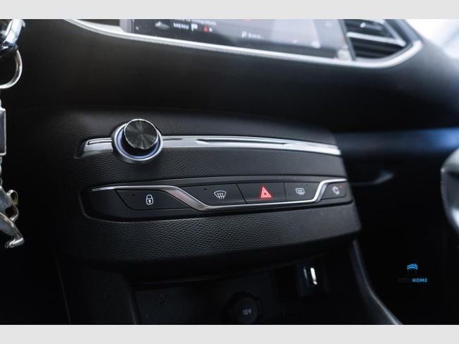 Peugeot 308 2020, foto 52