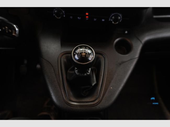 Peugeot Partner 2021, foto 42