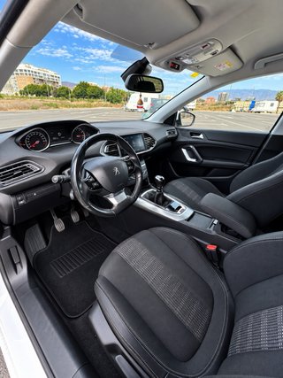 Peugeot 308 2020