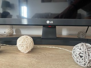 Televisor LG 55 Negro con soporte