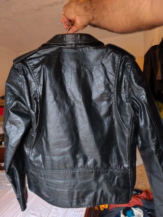 Chaqueta de cuero negra Talla L