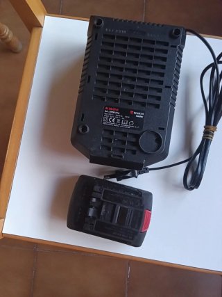 CARGADOR WURTH AL 30-CV-LI Y BATERÍA WURTH DE 18V