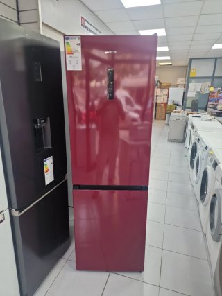 Nevera Gorenje 1.85m Roja - Nueva con tara