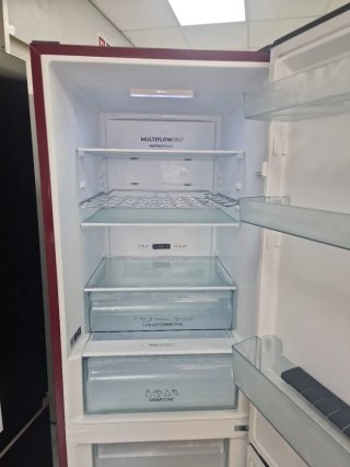 Nevera Gorenje 1.85m Roja - Nueva con tara