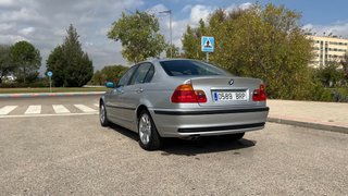 BMW E46 325i 2001