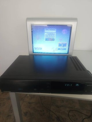 Grundig CDi 100v