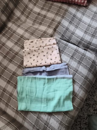 2 Bufandas H&M para Niña