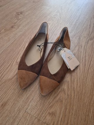 Bailarinas Sfera Marrón con etiqueta