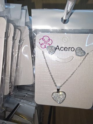 Pendientes Largos de Acero