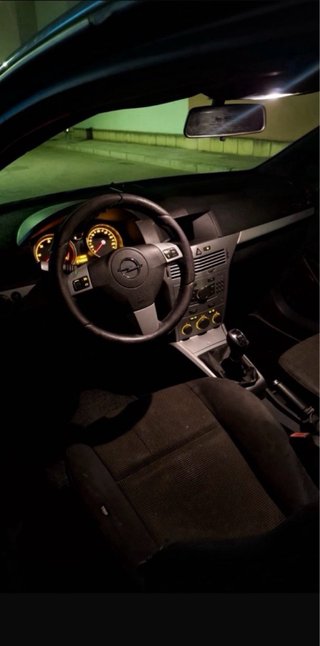 Opel Astra 2009