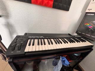 Teclado Controlador MIDI Keystation 49 MK3