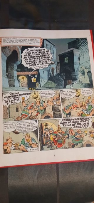 Asterix and Caesar's Gift