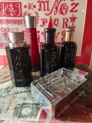 Lote de frascos de perfume vacíos