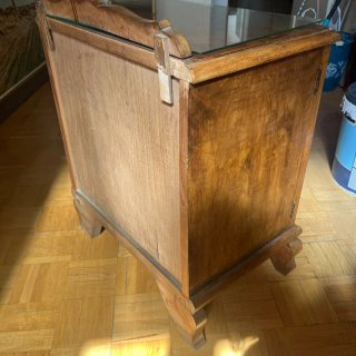 Mueble Auxiliar de Madera Maciza