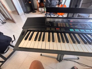 Teclado Yamaha PSR-48