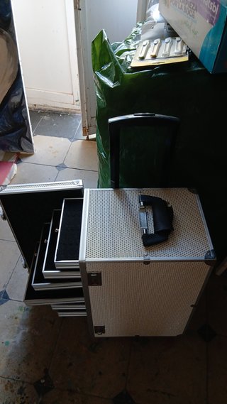 Maletín Joyero con Ruedas y Asa