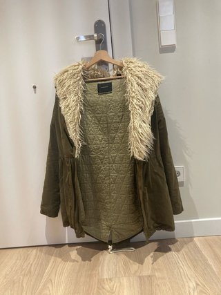 Abrigo Parka Pull&Bear con Pelo