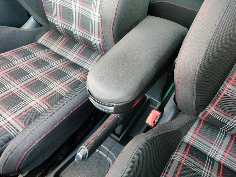 Volkswagen Polo 1.8 TSI BMT GTI 3p 2016, foto 38