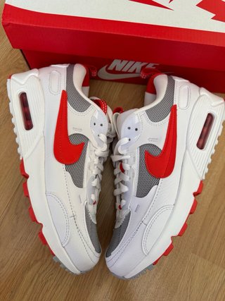 Zapatillas Nike Air Max Blancas y Rojas
