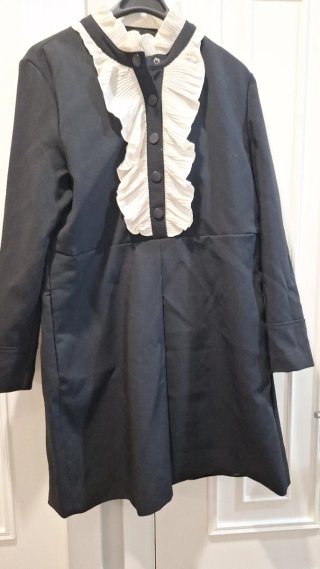 Vestido Negro con Volantes Talla L