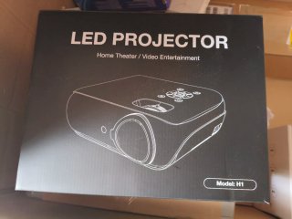 proyector LED portátil modelo H1