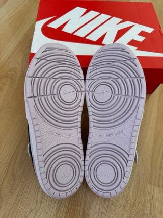 Zapatillas Nike Niña Rosa y Blanco