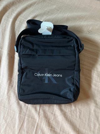 Riñonera Calvin Klein Jeans Negra