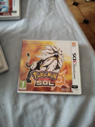 Nintendo 2DS Negra y Azul con juegos