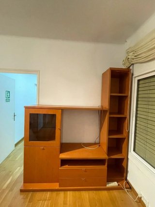 Mueble de Comedor de Madera