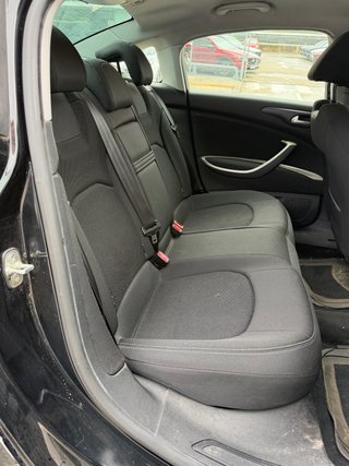 Citroen C5 2009  1.8 127 cv 157.000 km pegatina C