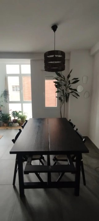 Mesa de Comedor Extensible y 4 Sillas
