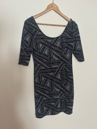Vestido corto estampado geométrico