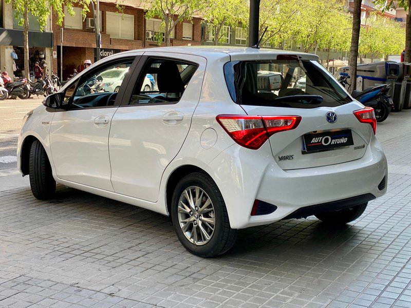 Toyota Yaris 2019, foto 2