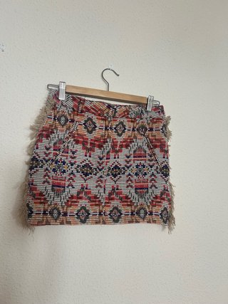 Falda étnica con flecos