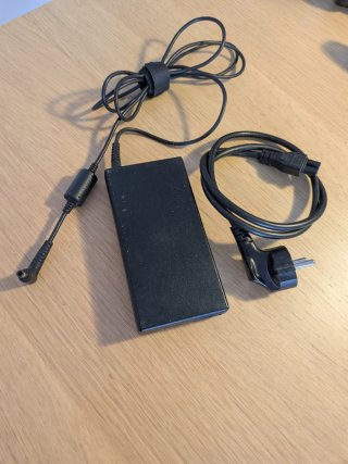 Cargador Delta 120W (19.5V-6.15A) MSI ASUS