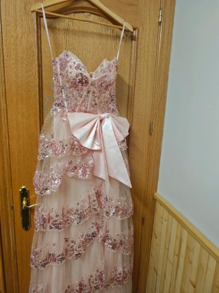 Vestido de fiesta con lentejuelas