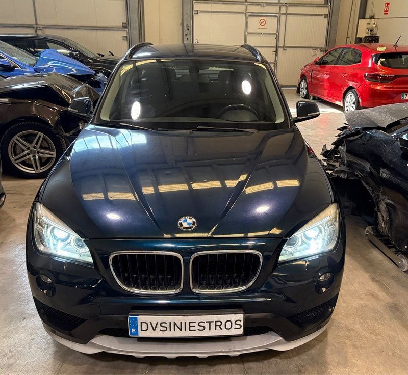 BMW X1 sDrive 18d (E84) 2015, foto 4