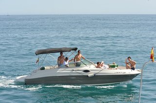 Embarcación Sea Ray 260