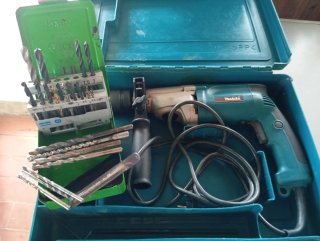 Taladro Makita HP2051 con Maletín