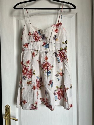 Vestido corto floral verano