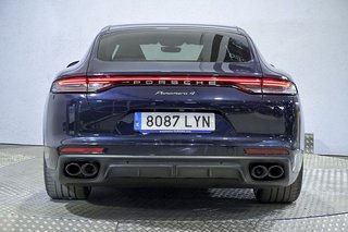 Porsche Panamera   4