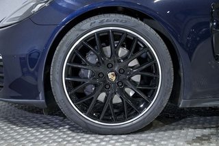 Porsche Panamera   4