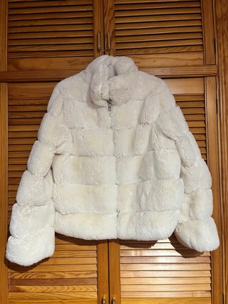 Chaquetón de Pelo Blanco