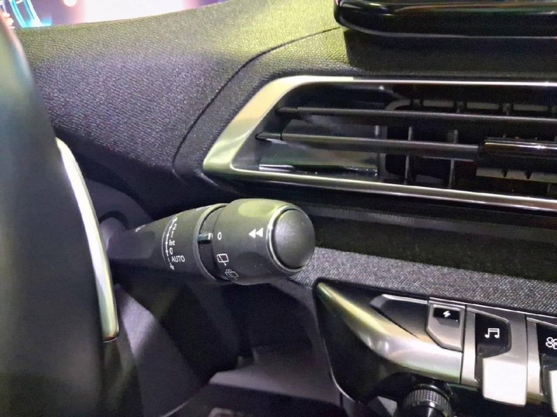 Peugeot 3008 2023, foto 24