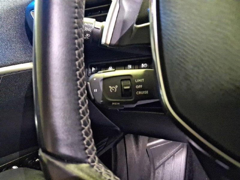 Peugeot 3008 2023, foto 26
