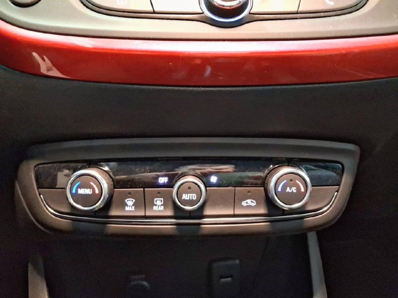 Opel Crossland 1.2 GS Line 2023, foto 12