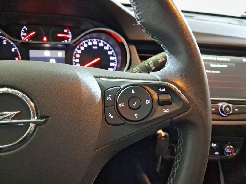 Opel Crossland 2022, foto 12