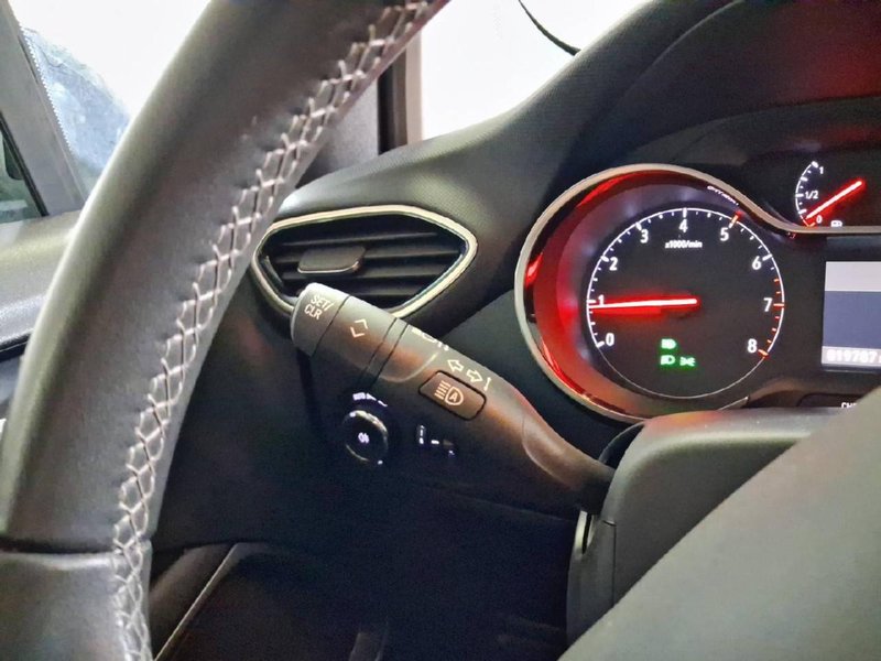 Opel Crossland 2022, foto 15